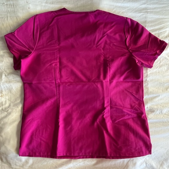 Figs Women's Scrub Set - Casma Top XL / Zamora Jogger XL - RASPBERRY SORBET Ltd - Picture 8 of 13